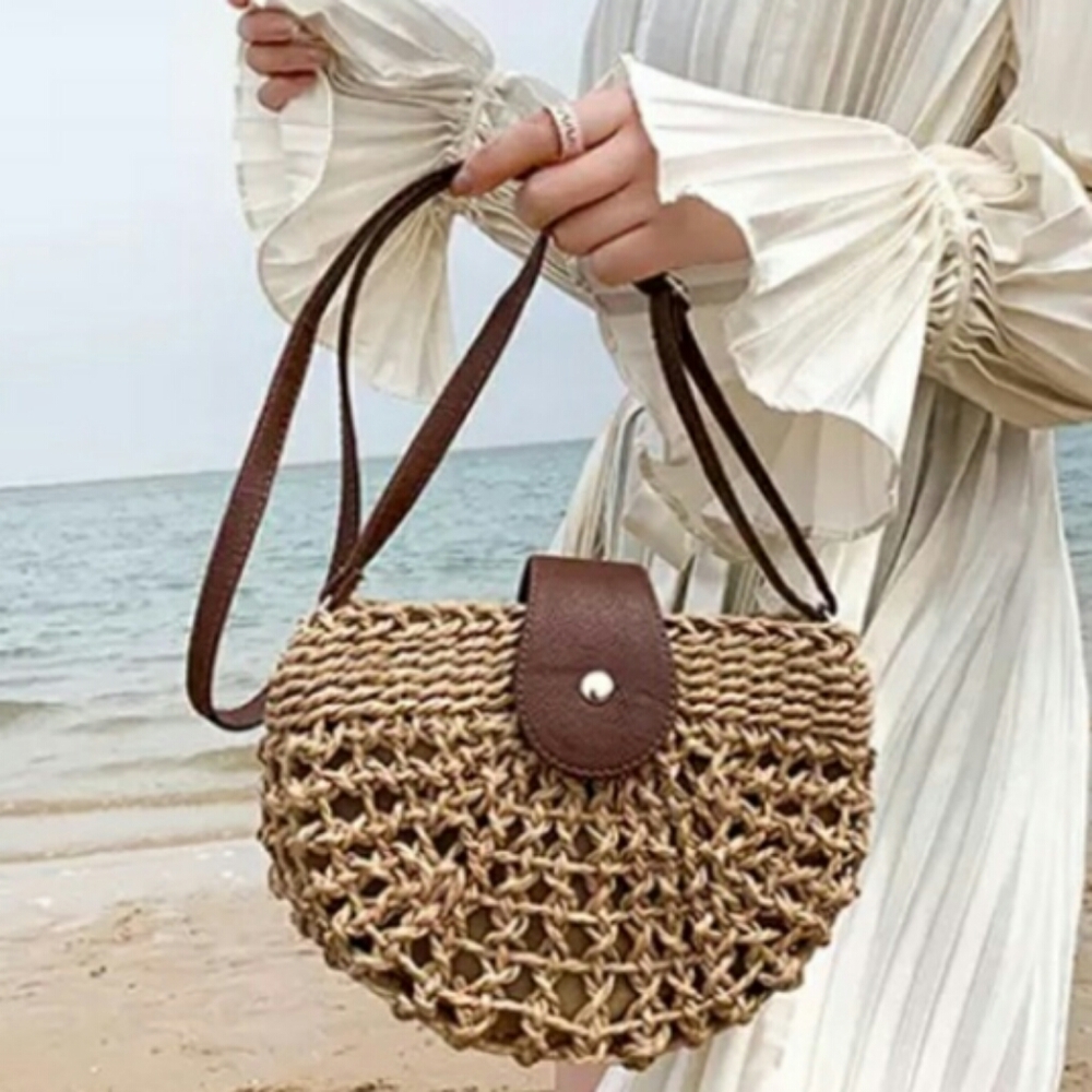 Rattan Saddle Straw Shoulder Bag /purse NWOT